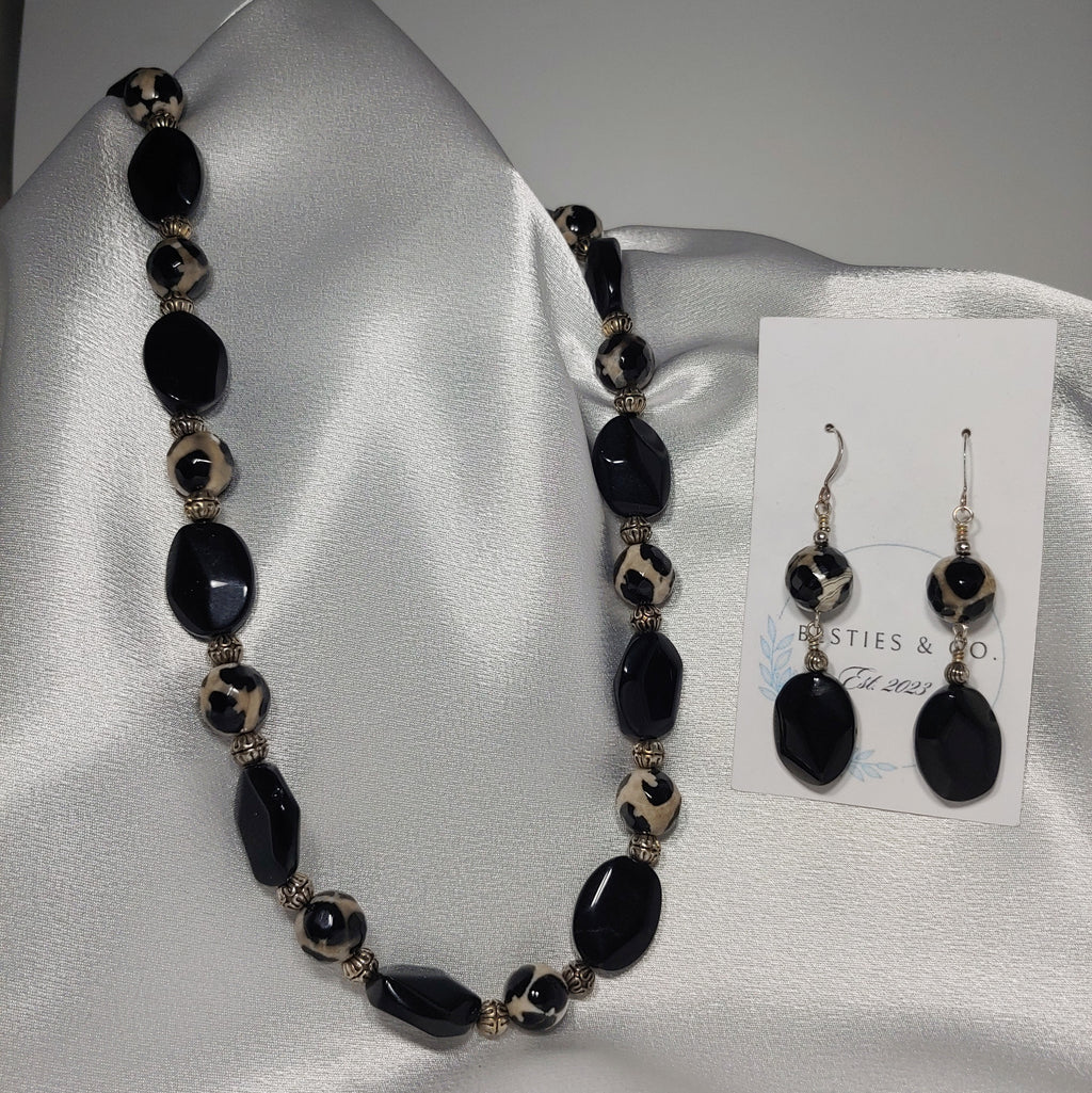 Black/ Cream Necklace and Earrings