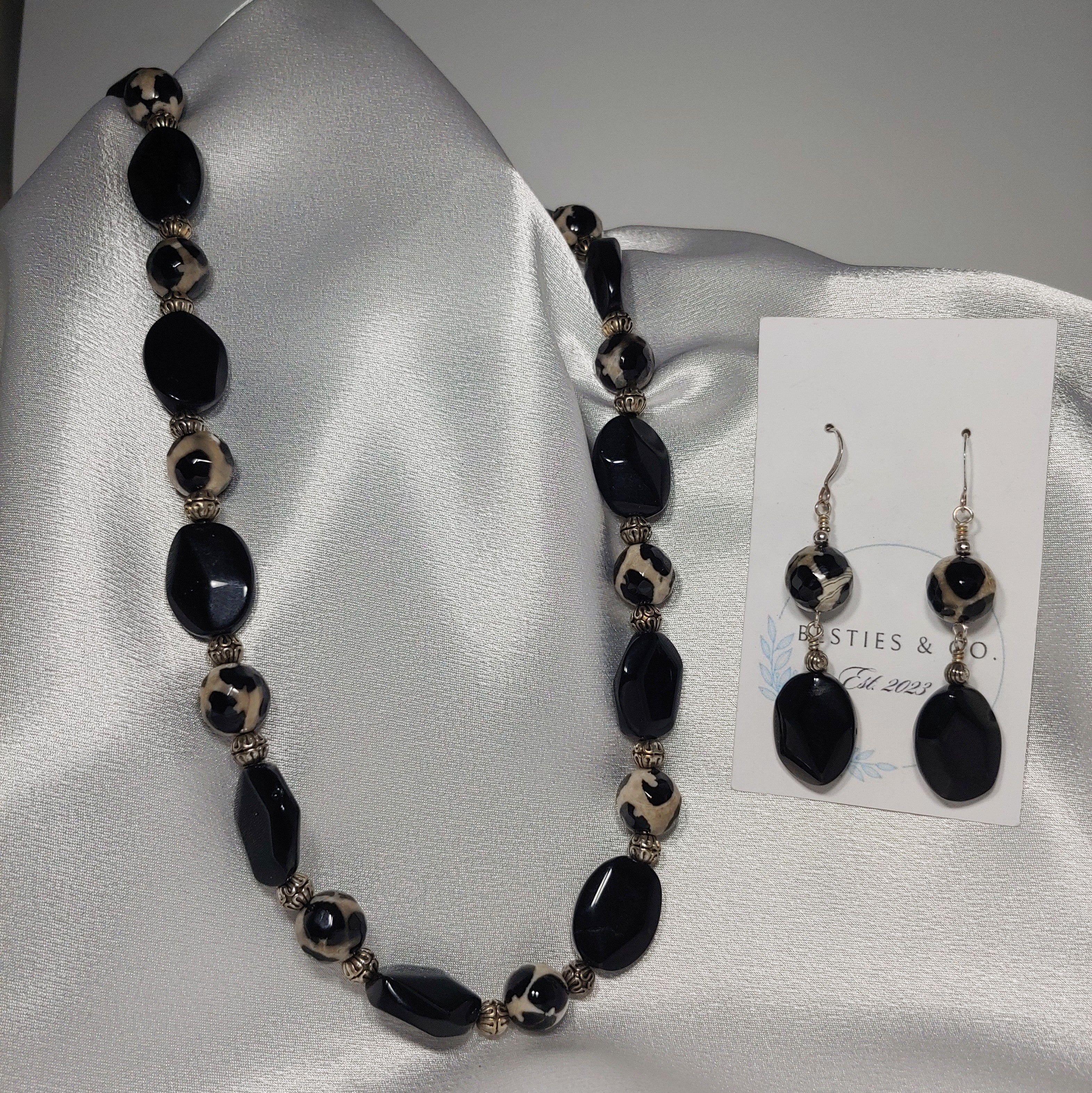Black/ Cream Necklace and Earrings