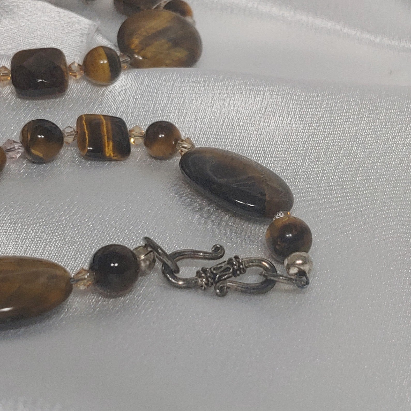 Tigers Eye Neckace and Earrings